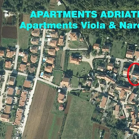 In - Varvari For 3 Pax Rural Environment Porec